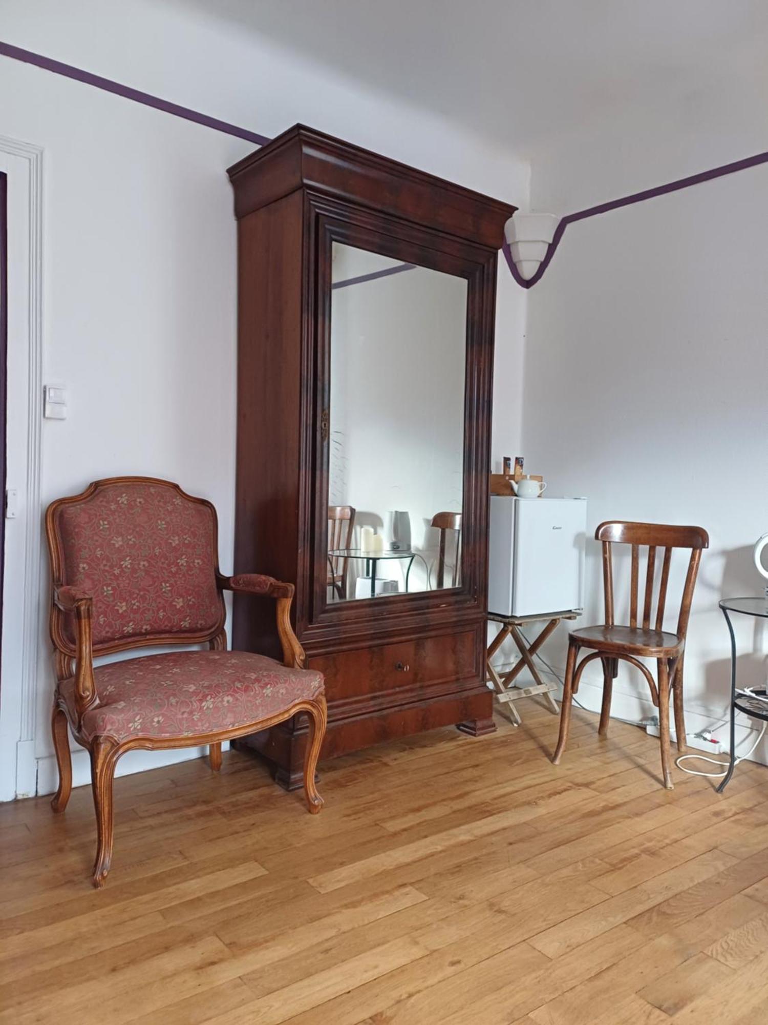 Maison Violette En Berry Aigurande Zimmer foto